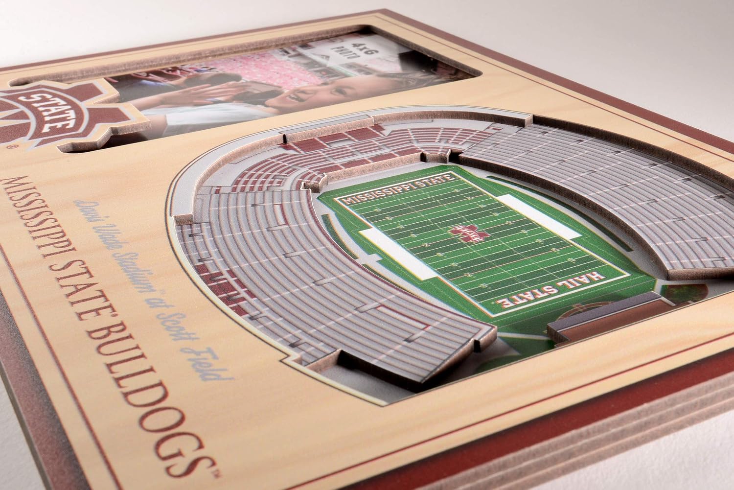 Detalle de YouTheFan NCAA 3D Stadium Picture Frame (Officially Licensed) for a 4” x 6” Photo