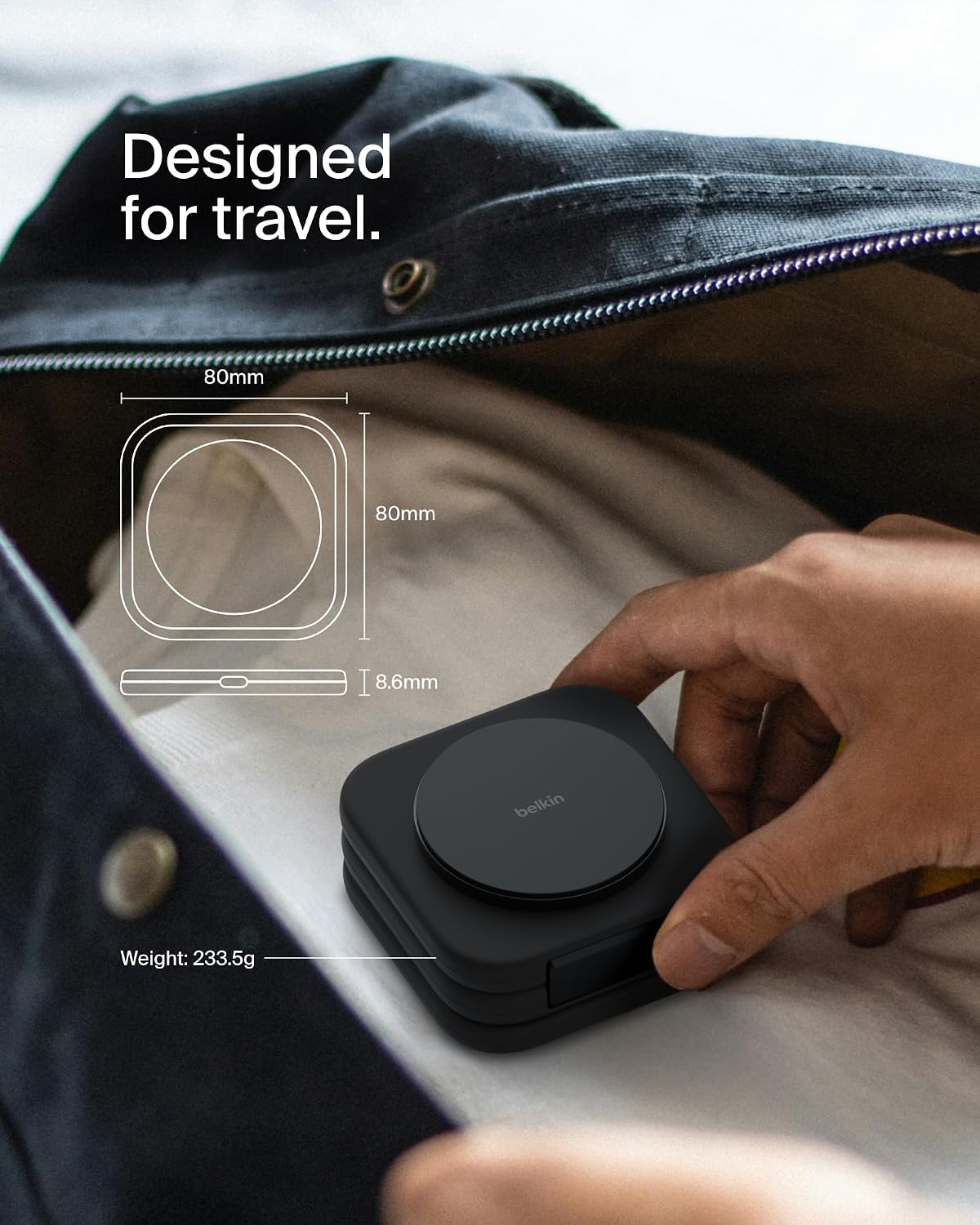 Detalle de Belkin BoostCharge Pro Foldable Qi2-Certified 3-in-1 Wireless Charger Travel Pad (MagSafe-compatible, up to 15W)