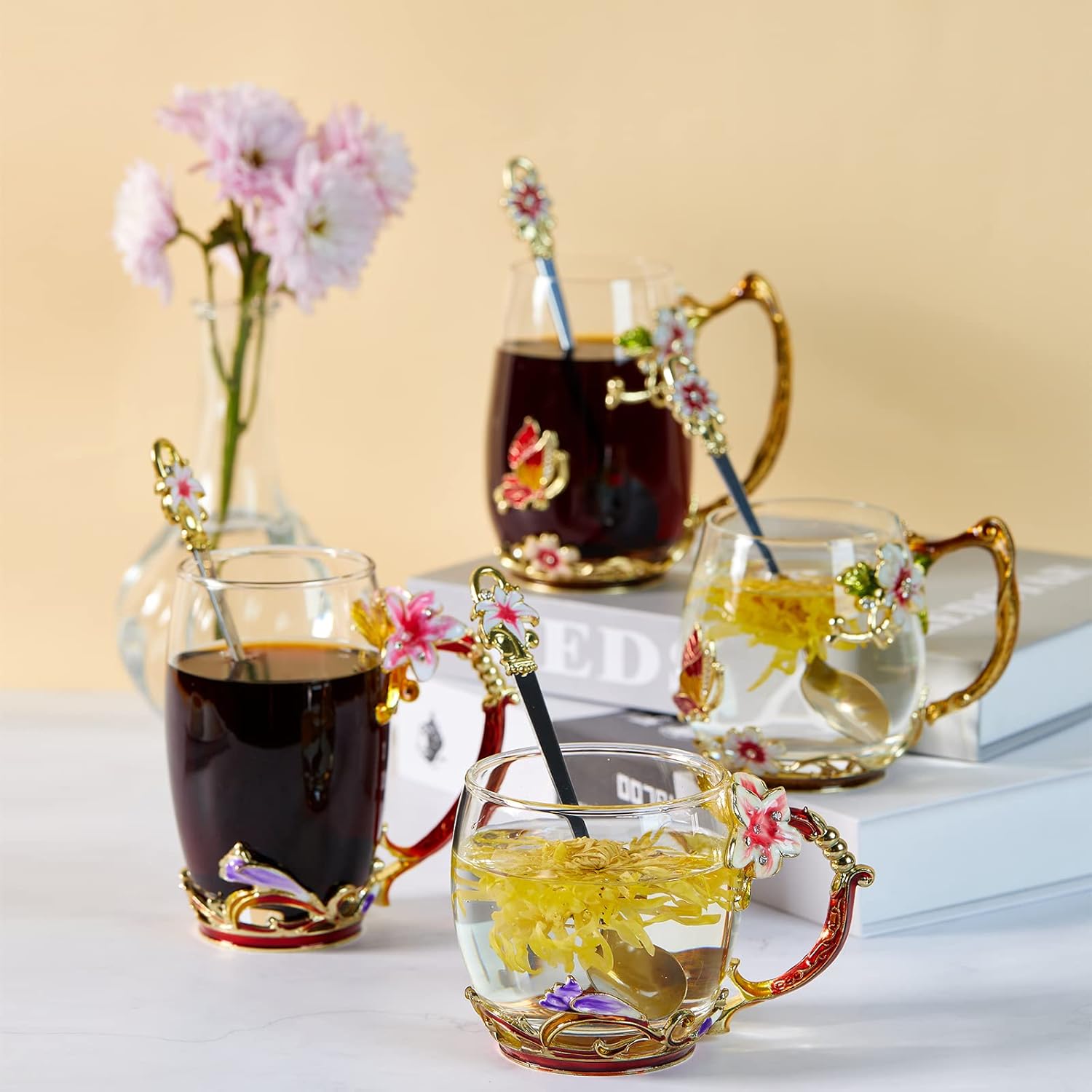 Detalle de DUMVOIN Lily Flower Enamel Tea Cup with Spoon