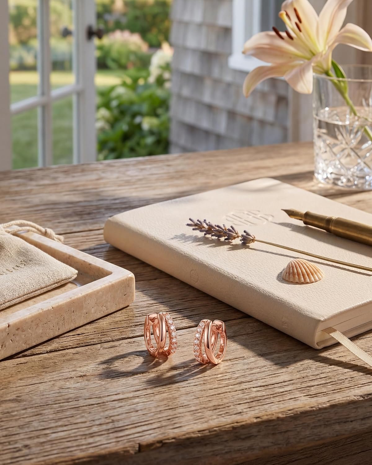 Detalle de MUMREUES Ohrringe Gold Creolen 14K Vergoldet – Huggie Creolen mit Zirkonia, hypoallergen und wasserfest