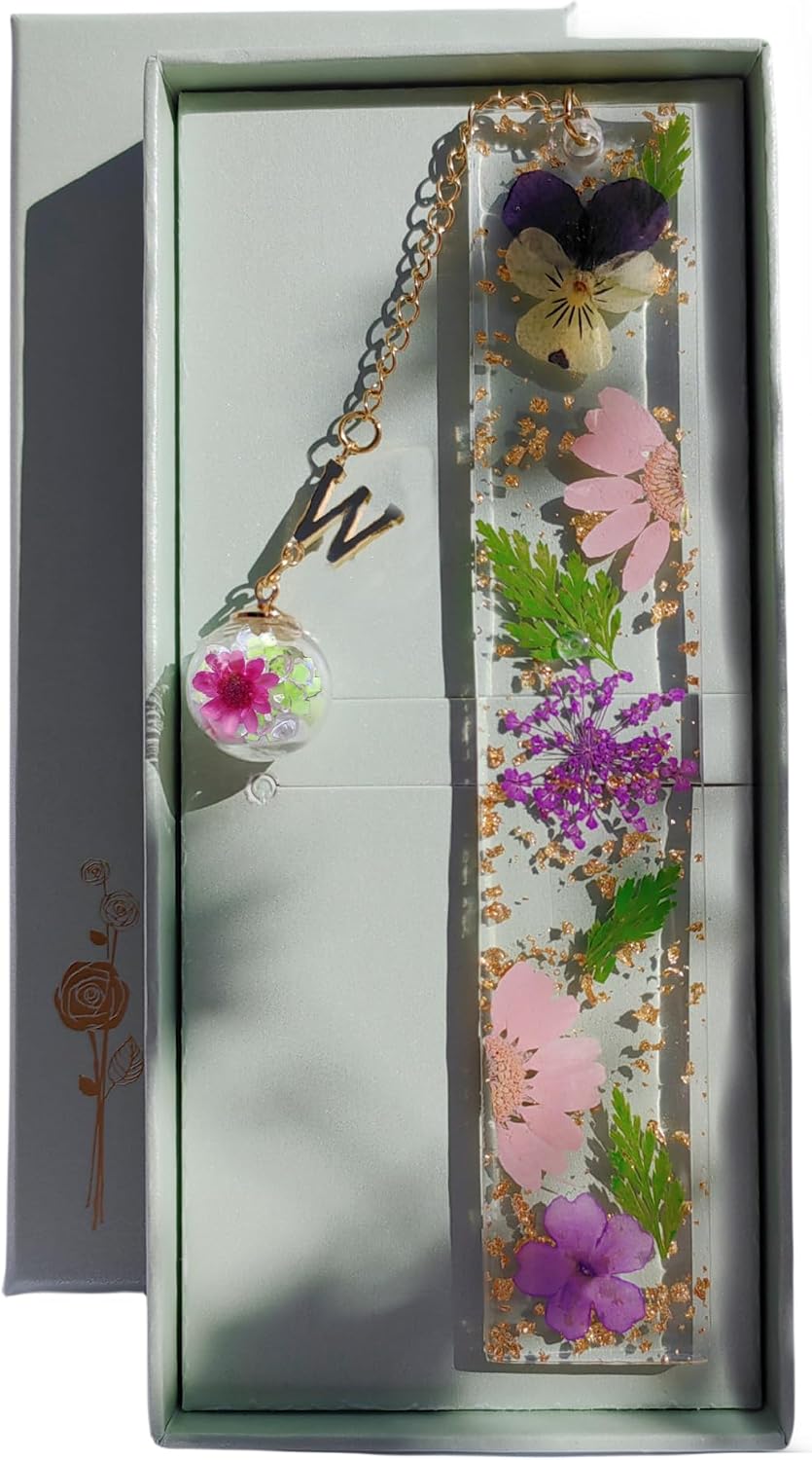 Thumbnail 6 de Famweylami Original Personalised Bookmark 26 Letters