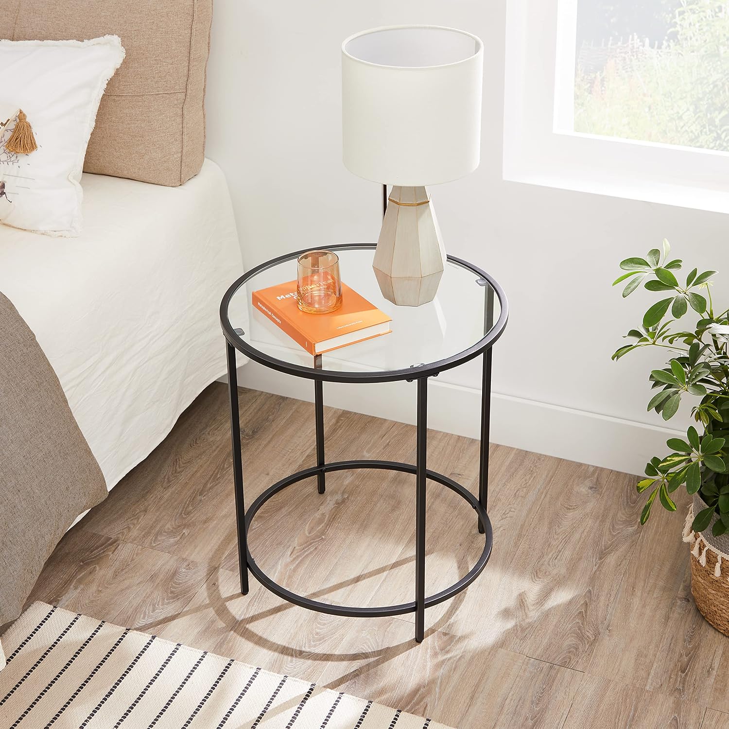 Detalle de VASAGLE BARIS LGT020B01 Round Side Table, Tempered Glass and Steel Frame