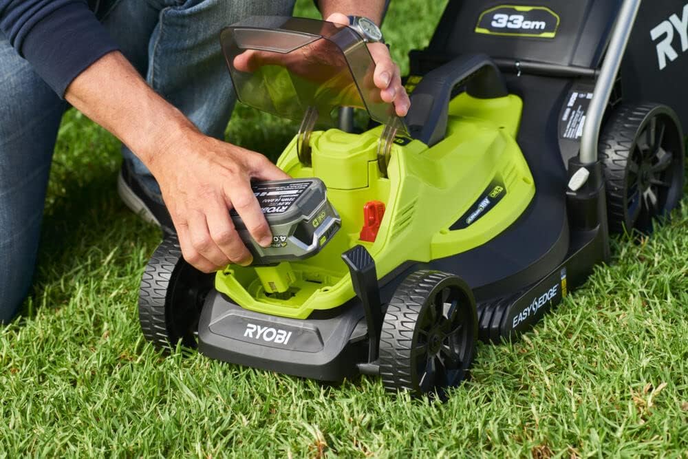 Detalle 1 de RYOBI - Cortacésped Inalámbrico 18V ONE+ Ø33cm