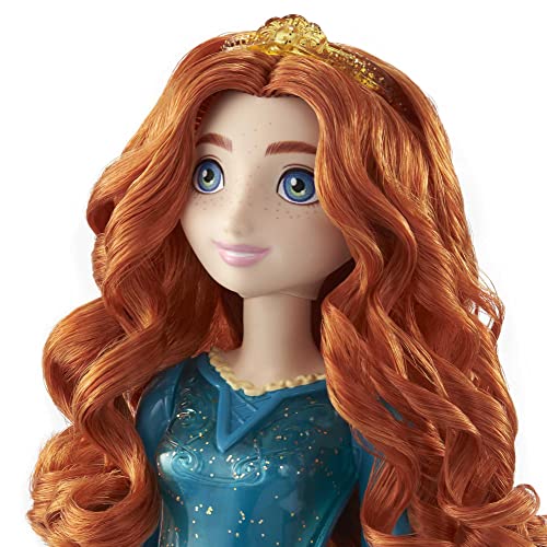 Detalle de Mattel Disney Princess Mérida (Brave) – Muñeca de moda articulada con accesorios y pelo largo