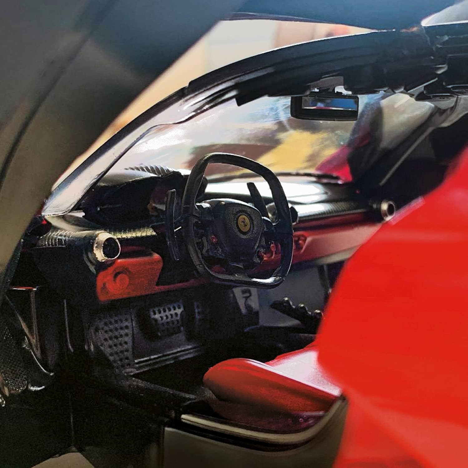 Detalle 2 de Mondo Motors Ferrari LaFerrari, auto giocattolo telecomandato in scala 1:14 (fino a 10 km/h)