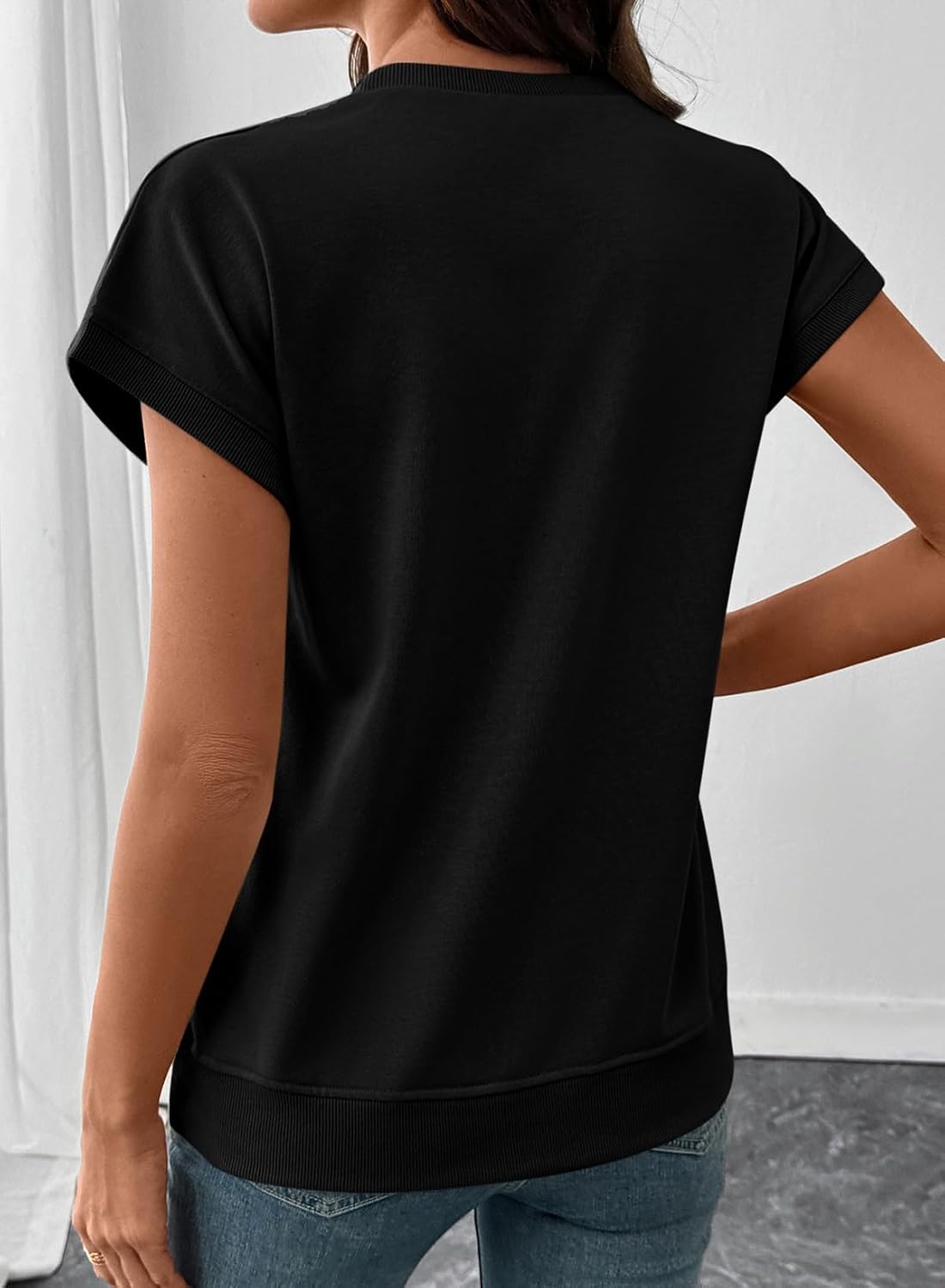 Detalle de SHEWIN Women Summer Trendy Sweatshirt Casual Dressy Shirts Work Tops 2026
