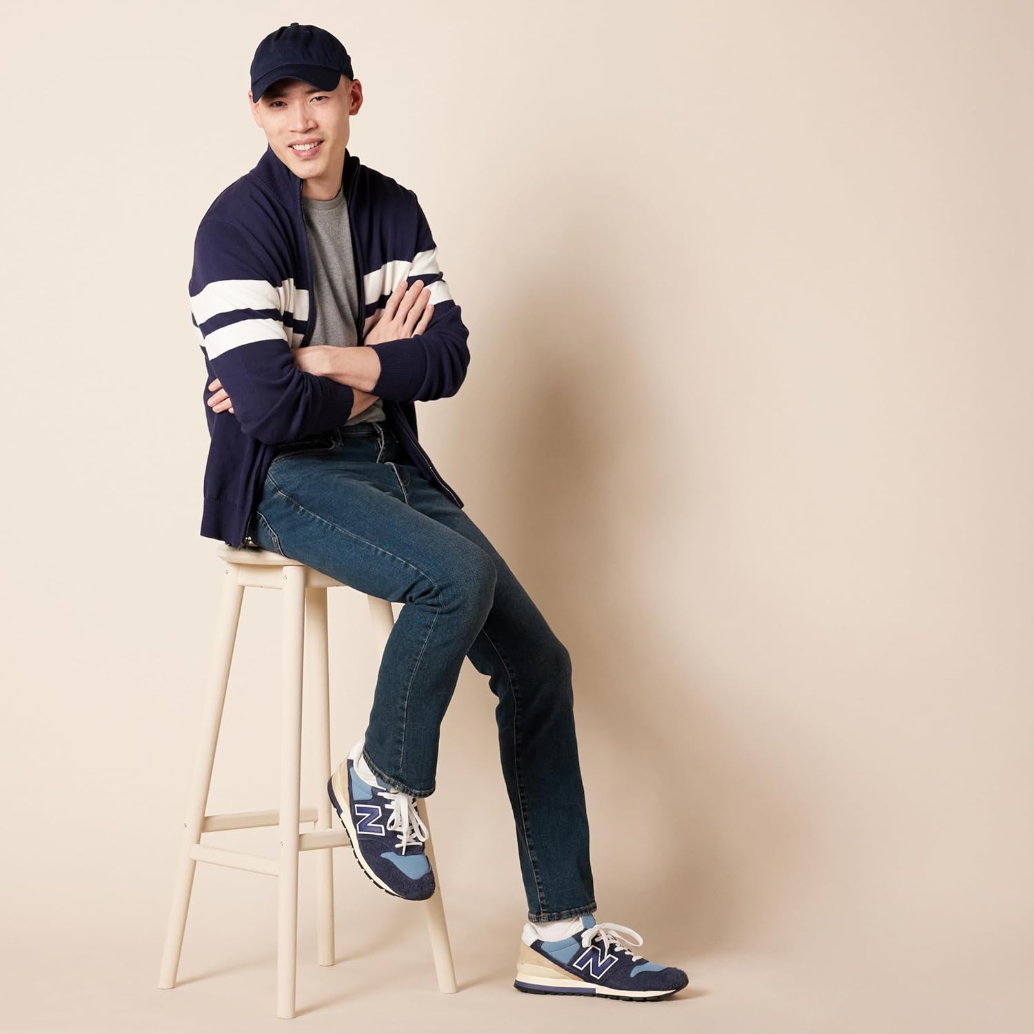 Thumbnail 4 de Amazon Essentials Uomo Jeans Slim Fit Elasticizzati Bootcut (colori fuori produzione)