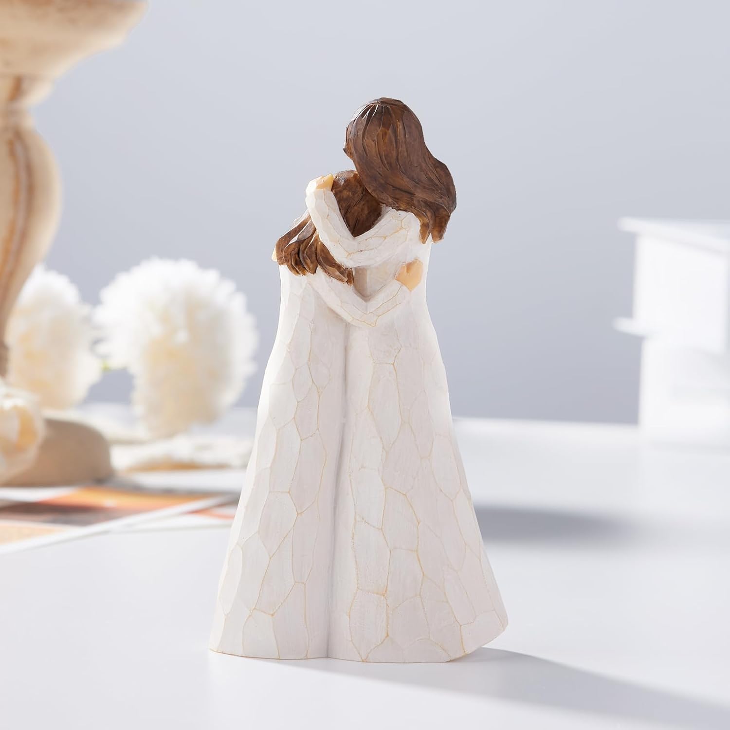 Detalle de Kohehe 5.5-Inch Handmade Mom and Daughter Figurine