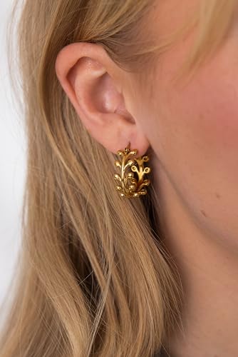 Detalle 2 de Purelei Tiny Leaf Ohrringe, Gold – zarte Blatt-Ohrringe aus Edelstahl