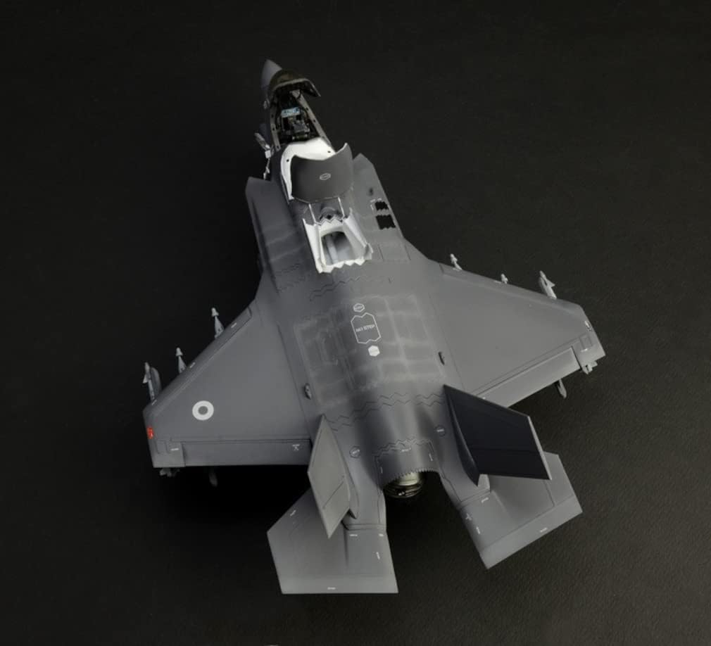 Detalle de Italeri IT2810 F-35B Lightning II STOVL – model do sklejania 1:48