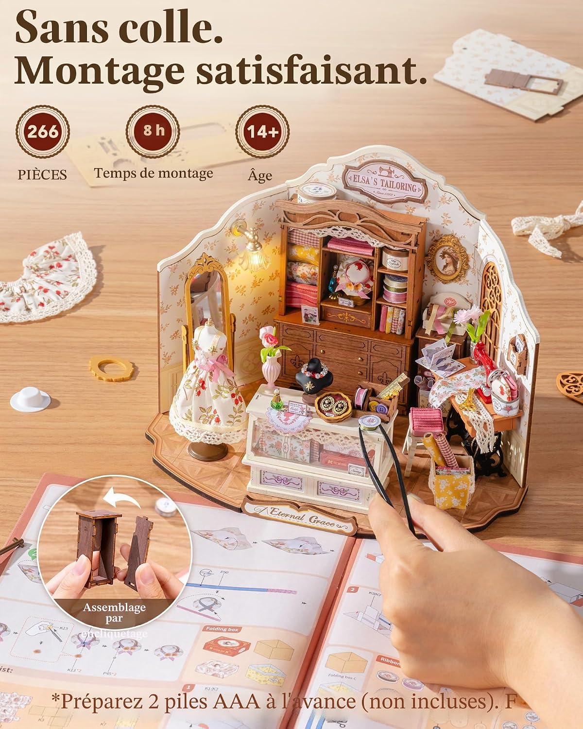 Detalle 2 de Kit miniature DIY Rolife Maison de Poupée Atelier de Couture d’Elsa (style vintage rustique) – décoration & veilleuse