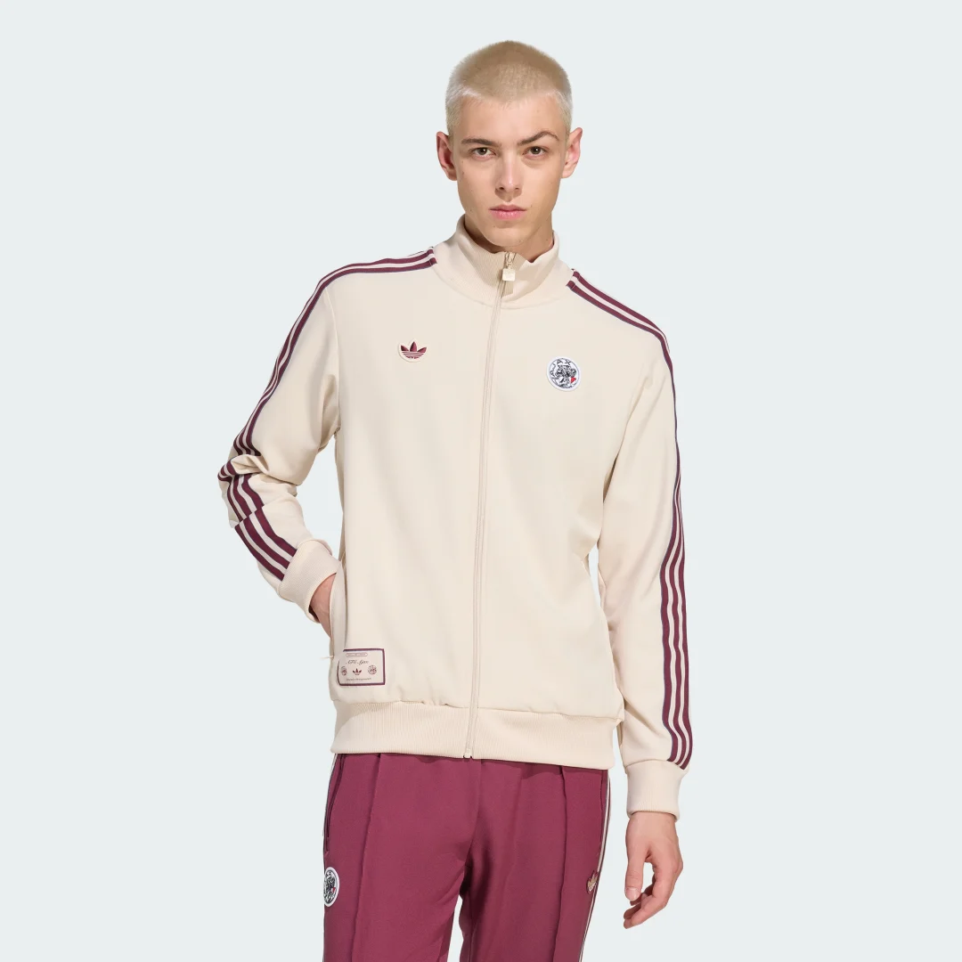 Detalle de Chaqueta deportiva Ajax Terrace Icons de Adidas — color Beige
