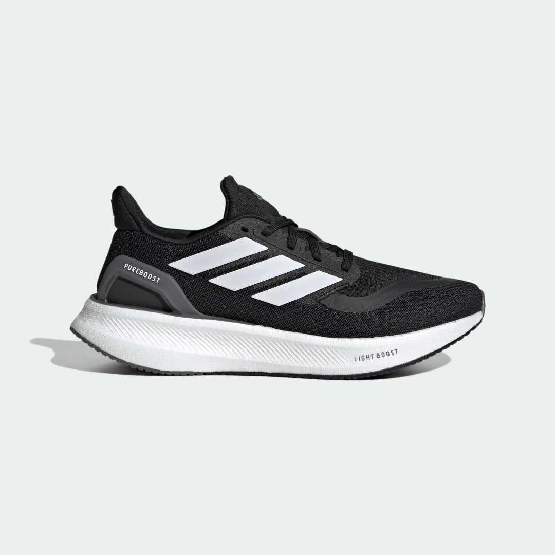 Detalle de Adidas Pureboost 5 Running en negro – zapatilla para entrenamientos diarios