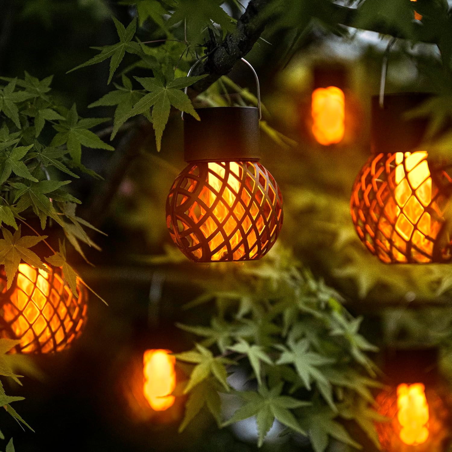 Thumbnail 5 de GIGALUMI Solar Flame Flickering Hanging Lights (12-pack) for Outdoor Garden