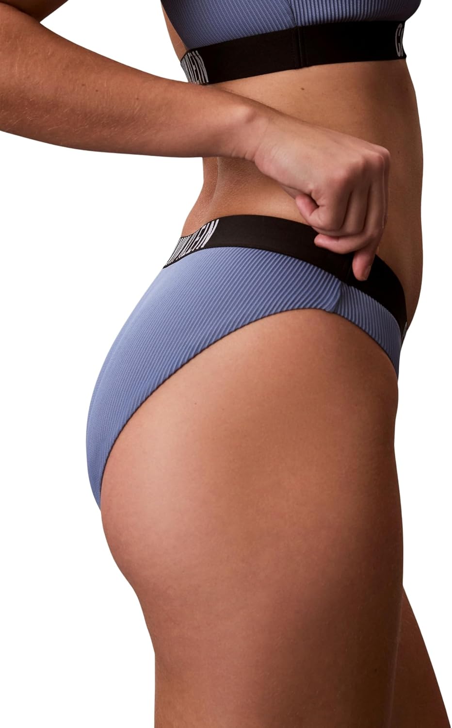 Detalle de Calvin Klein Bikini Lv00q61240: Slip bikini a vita media in tessuto morbido, comfort diario