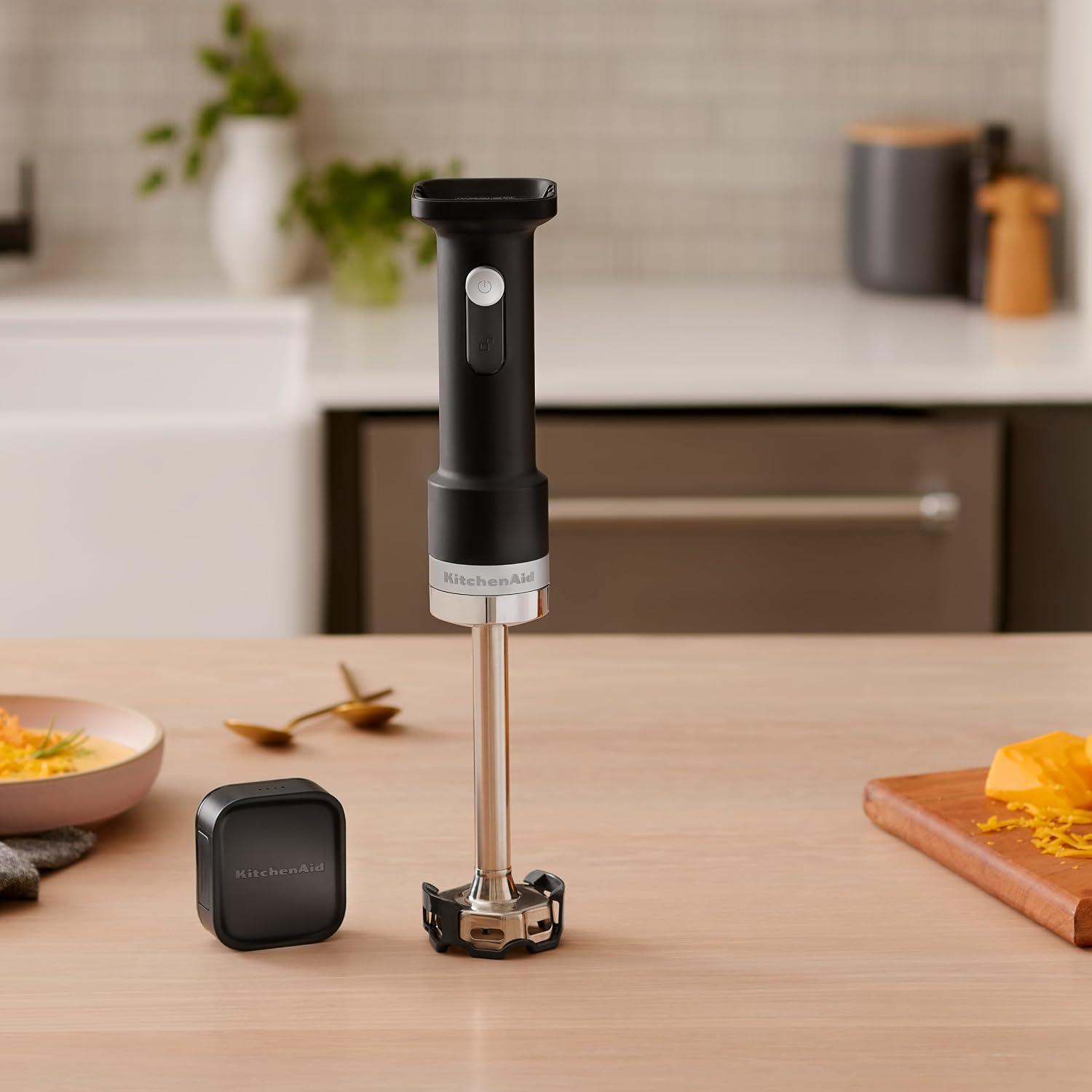 Thumbnail 4 de KitchenAid Cordless Hand Blender, 7-Inch Arm
