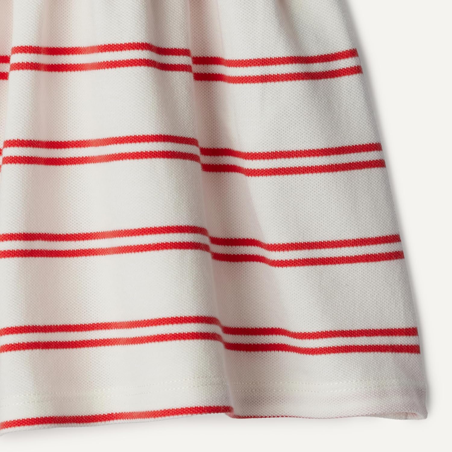 Detalle de Amazon Essentials x Sofia Grainge Mädchen Ärmelloses Kleid aus Baumwollpiqué