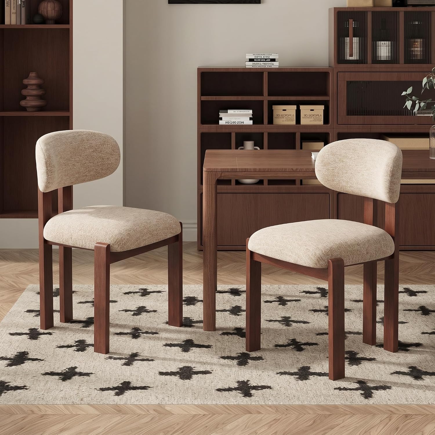 Detalle de MALOL DCW37 Dining Chairs, Set of 2, Camel Chenille, Curved Backrests