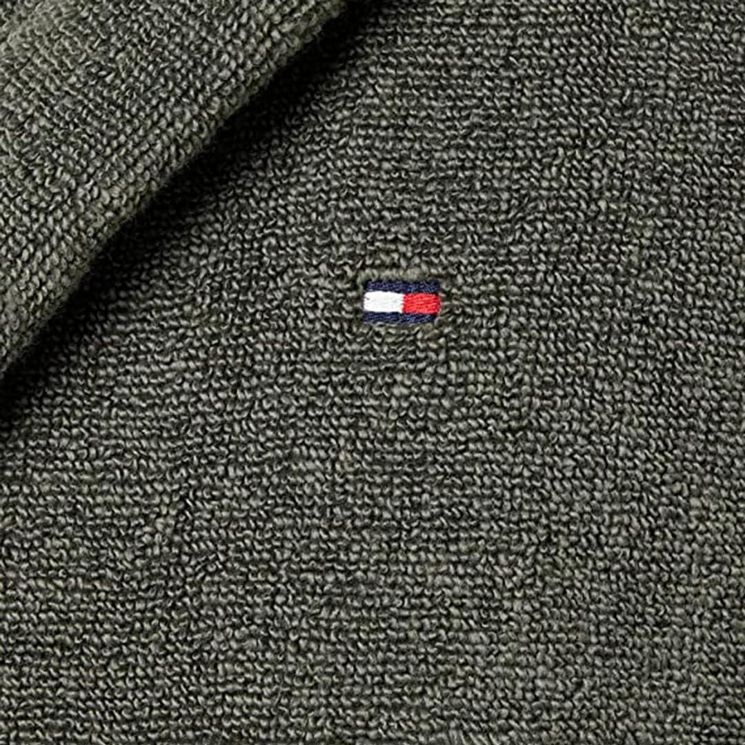 Detalle de Tommy Hilfiger Peignoir de Bain Homme Col Tissu Éponge — Confort intemporel et logo discret