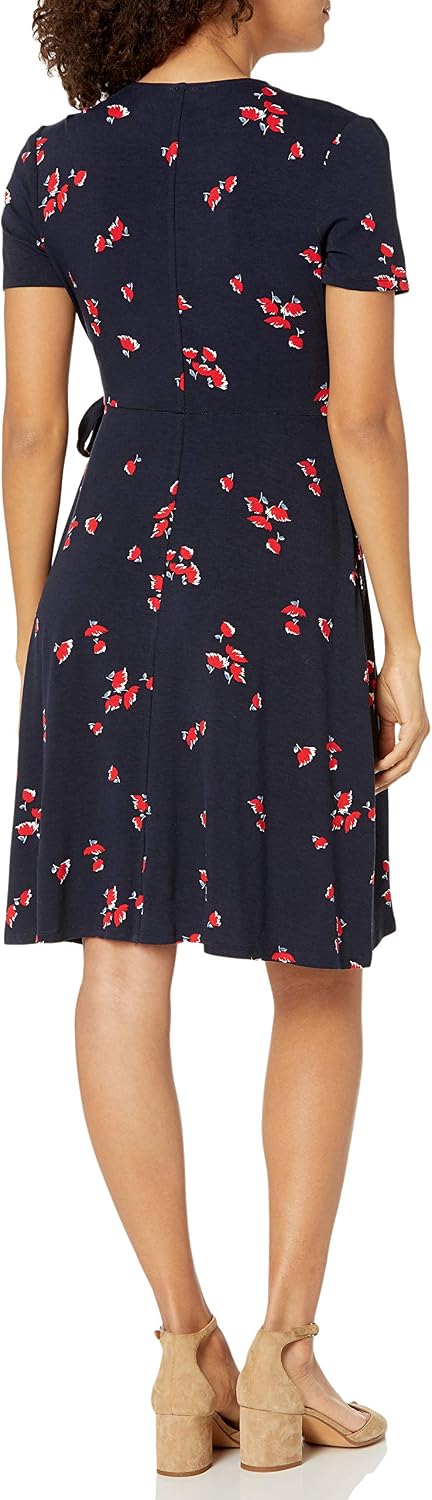 Detalle de Amazon Essentials Women's Short Sleeve Faux-Wrap V Neck Dress