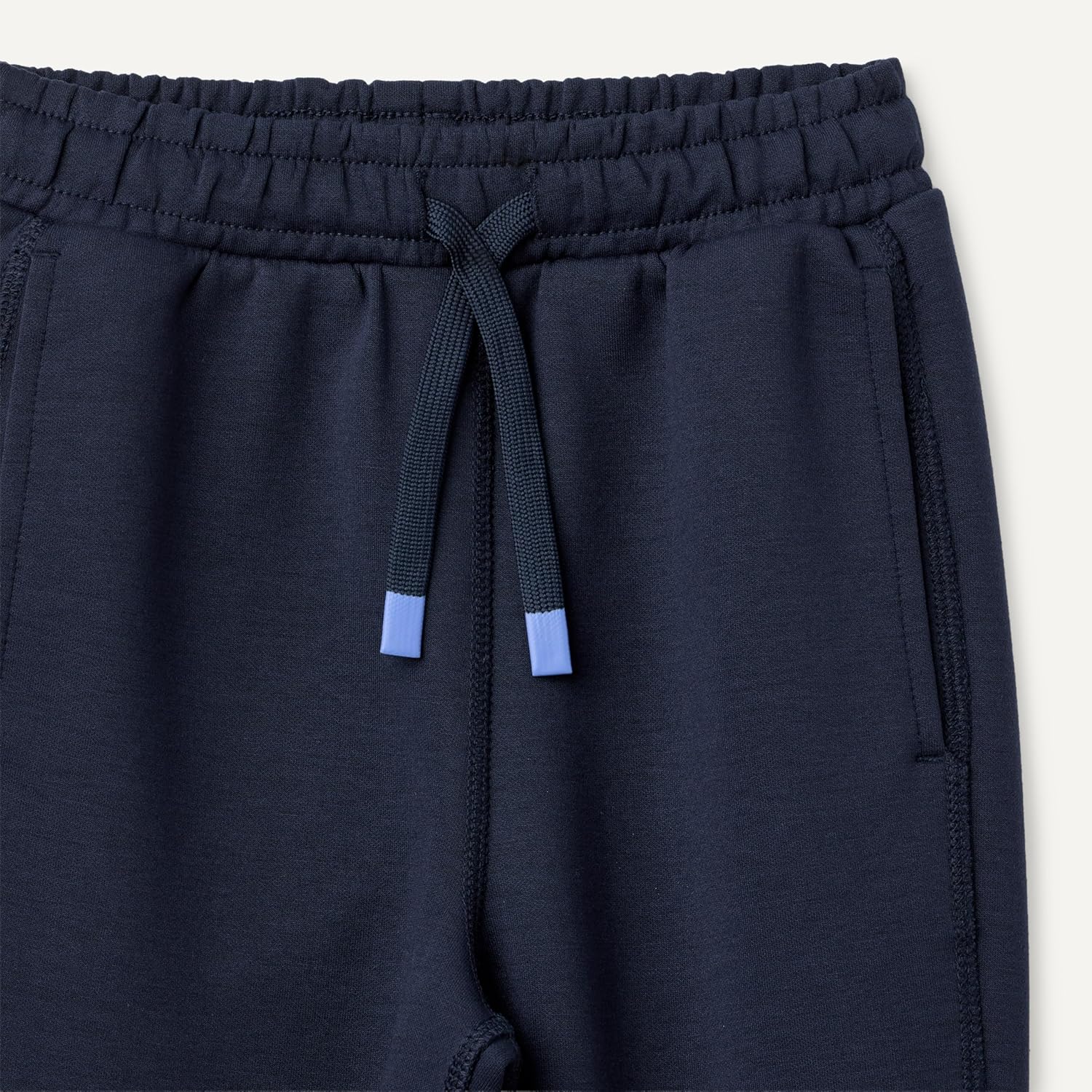 Thumbnail 3 de Amazon Essentials Boys’ Athletic Loose-Fit Jogger Tracksuit Bottoms with Pockets (Active Sweat)