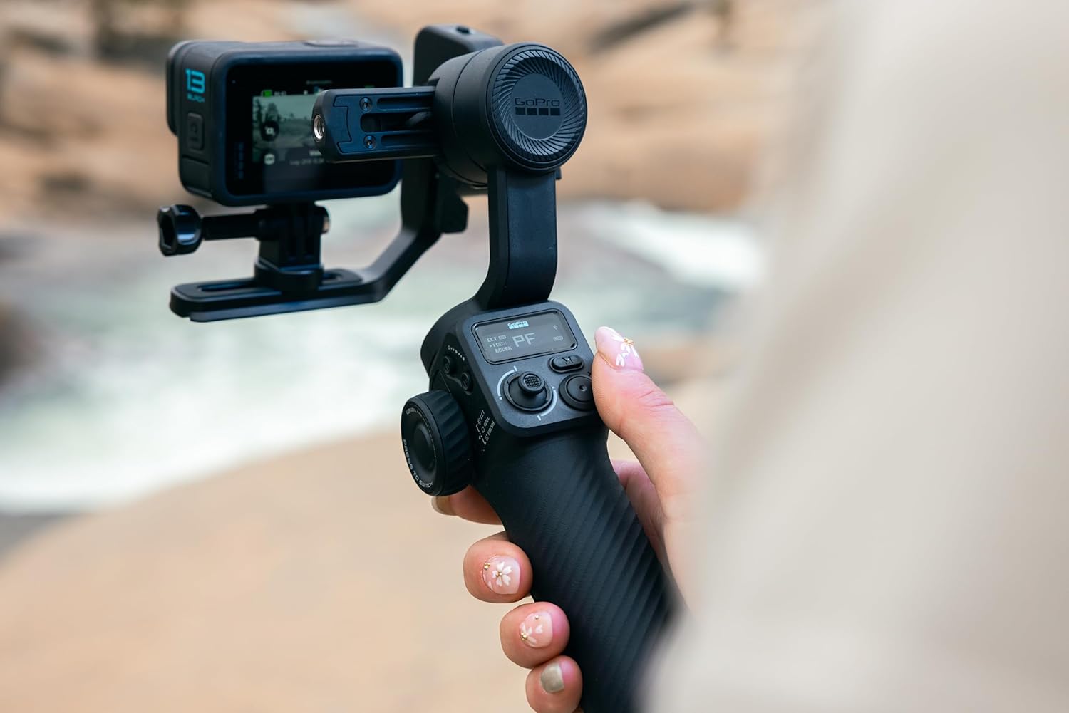 Detalle de GoPro Fluid Pro AI 3-Axis Gimbal Stabilizer for GoPro Cameras and Smartphones