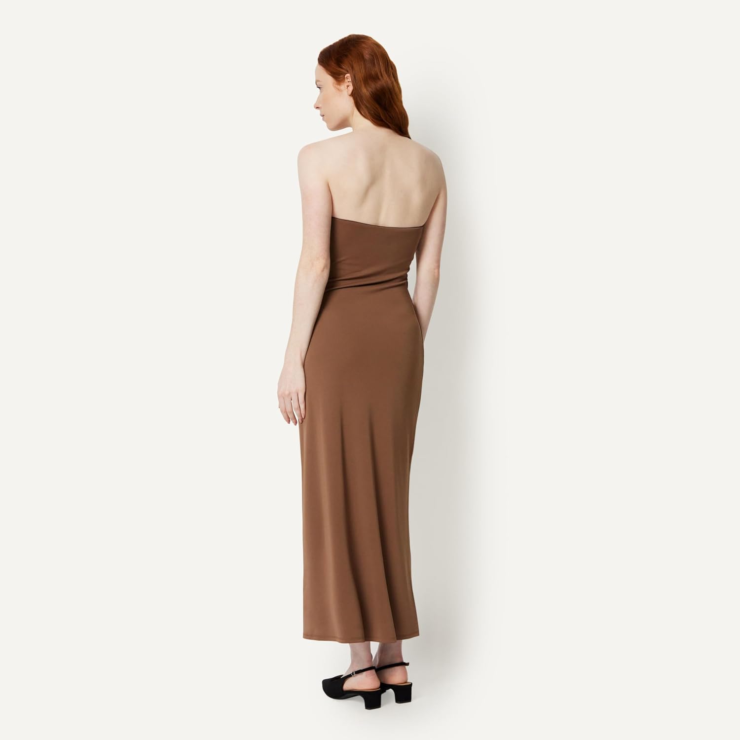 Thumbnail 1 de Amazon Essentials Women's Slim-Fit Matte Jersey Strapless Maxi Dress