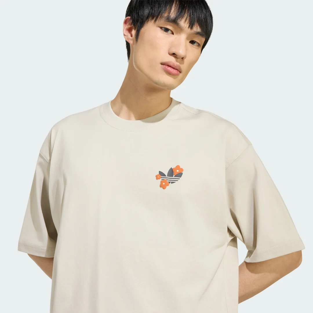 Detalle 2 de Camiseta con estampado floral 70s Adidas - Beige