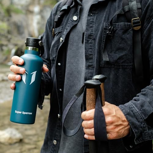 Detalle de Sparrow Trinkflasche Edelstahl 750 ml mit Strohhalm – FlipFlow Thermosflasche von Super Sparrow