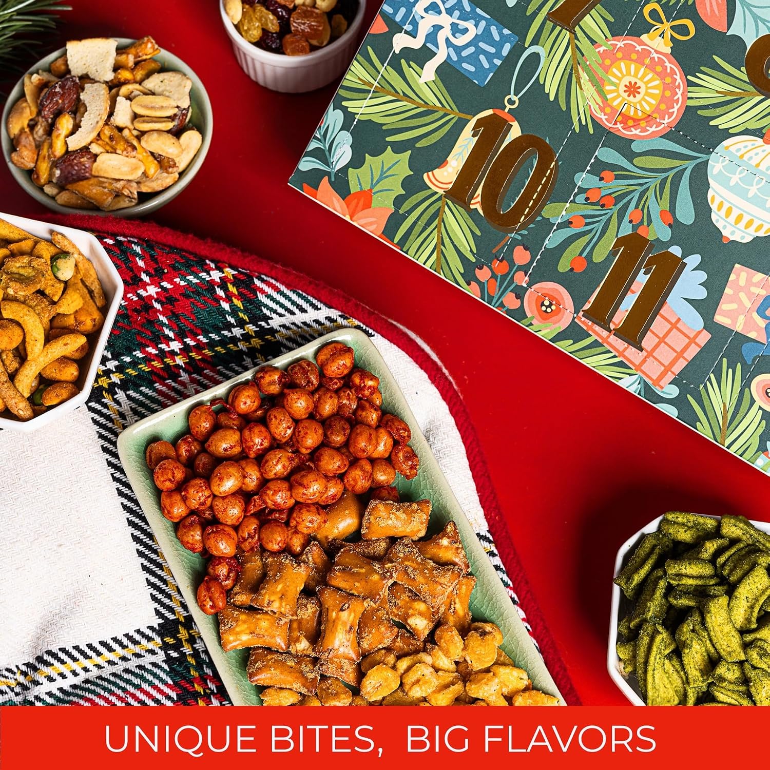 Detalle 2 de SUGAR PLUM 2026 Advent Calendar with 24 Sweet, Savory, and Smoky Snacks