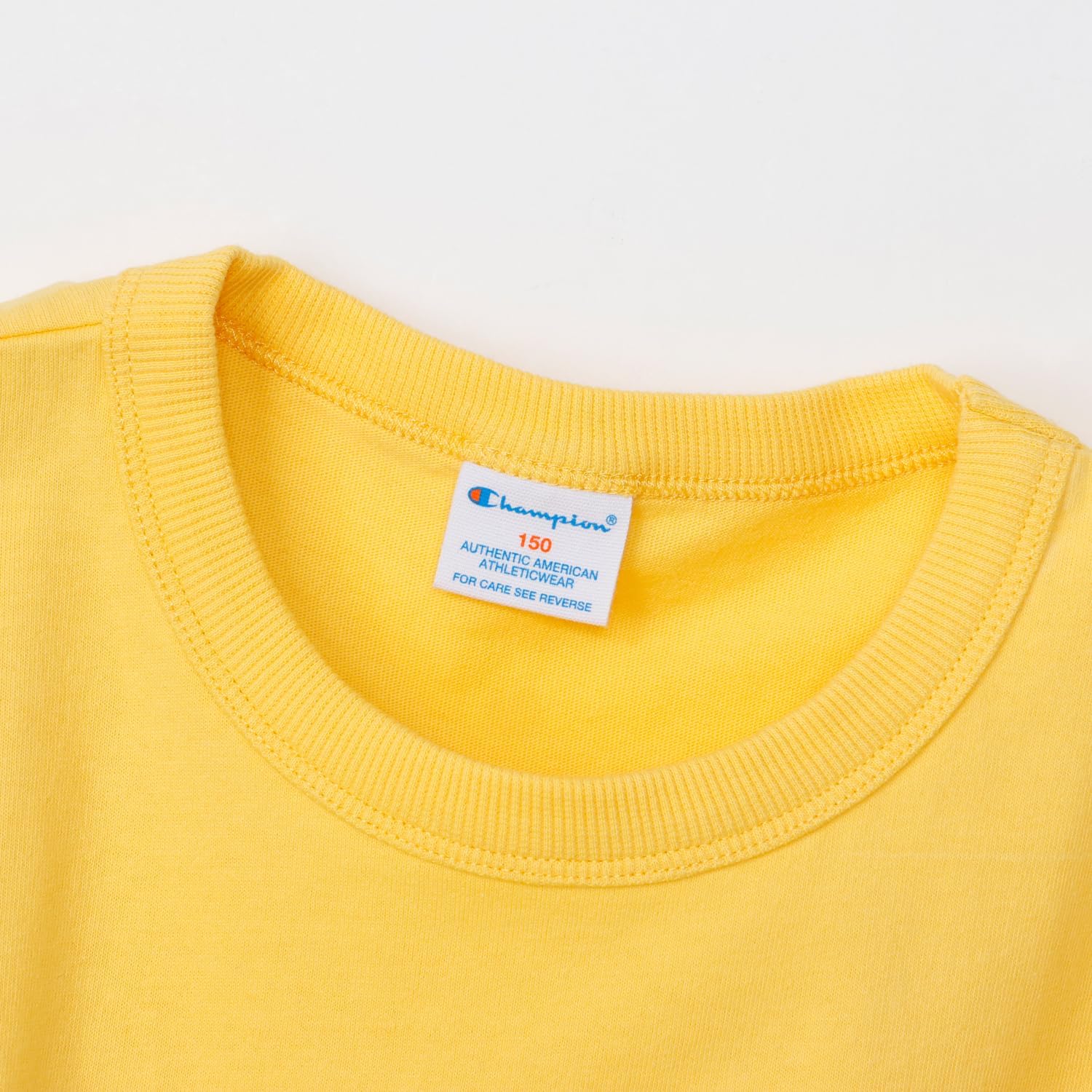 Detalle de Champion CKSX337Z キッズ半袖Tシャツ 綿100% ドライタッチ天竺・左胸ロゴ