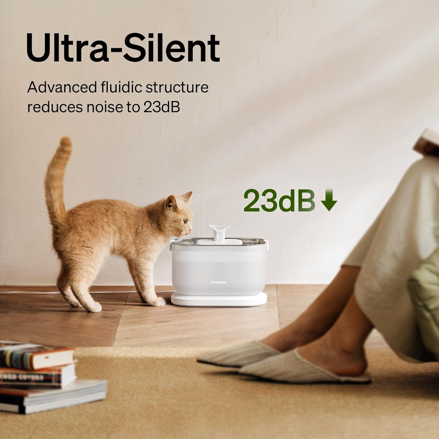 Detalle de PETLIBRO Dockstream 2.5L mains-powered cat water fountain with stainless steel tray