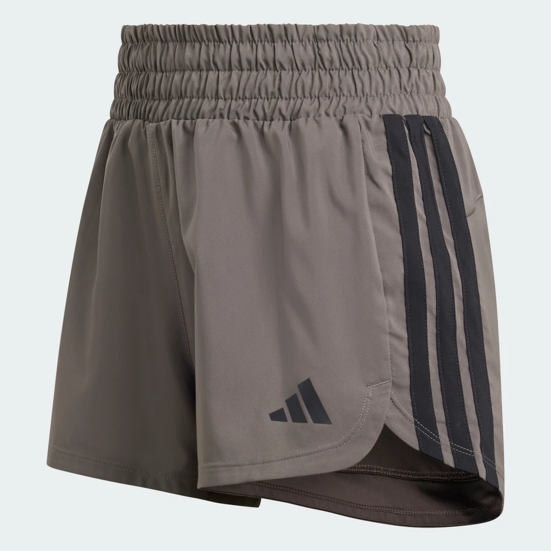 Detalle 2 de Pantalón corto técnico de entrenamiento Pacer — Adidas (talle alto, color Marrón)