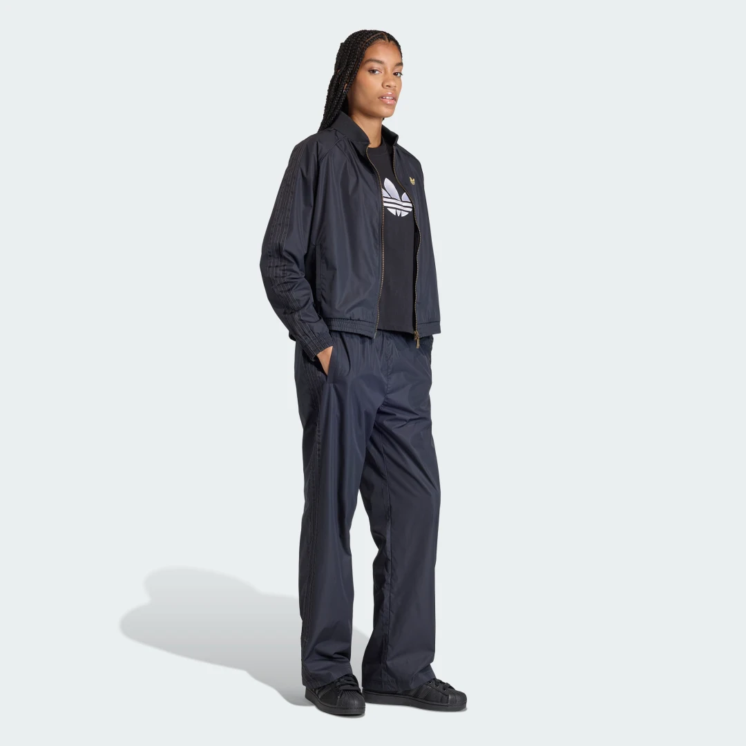 Thumbnail 2 de CHAQUETA SST de Adidas en negro: utilidad y estilo para el día a día