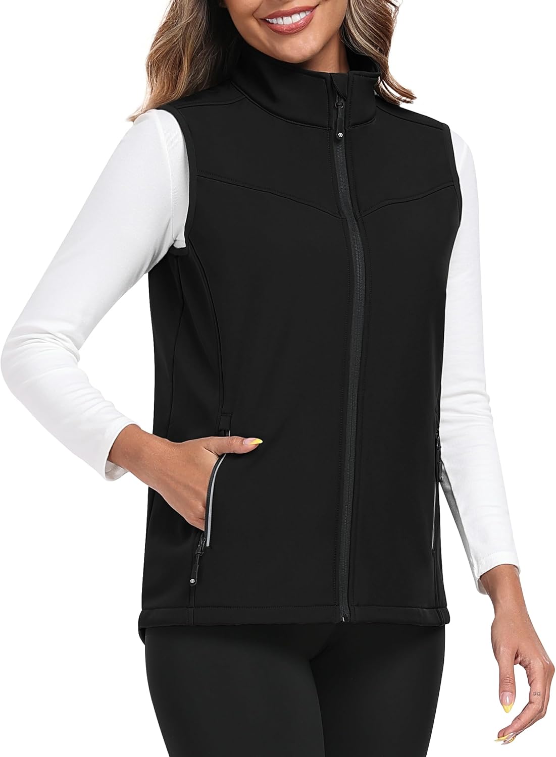 Detalle de MoFiz Women's Fleece Lined Softshell Vest — Windproof Jacket