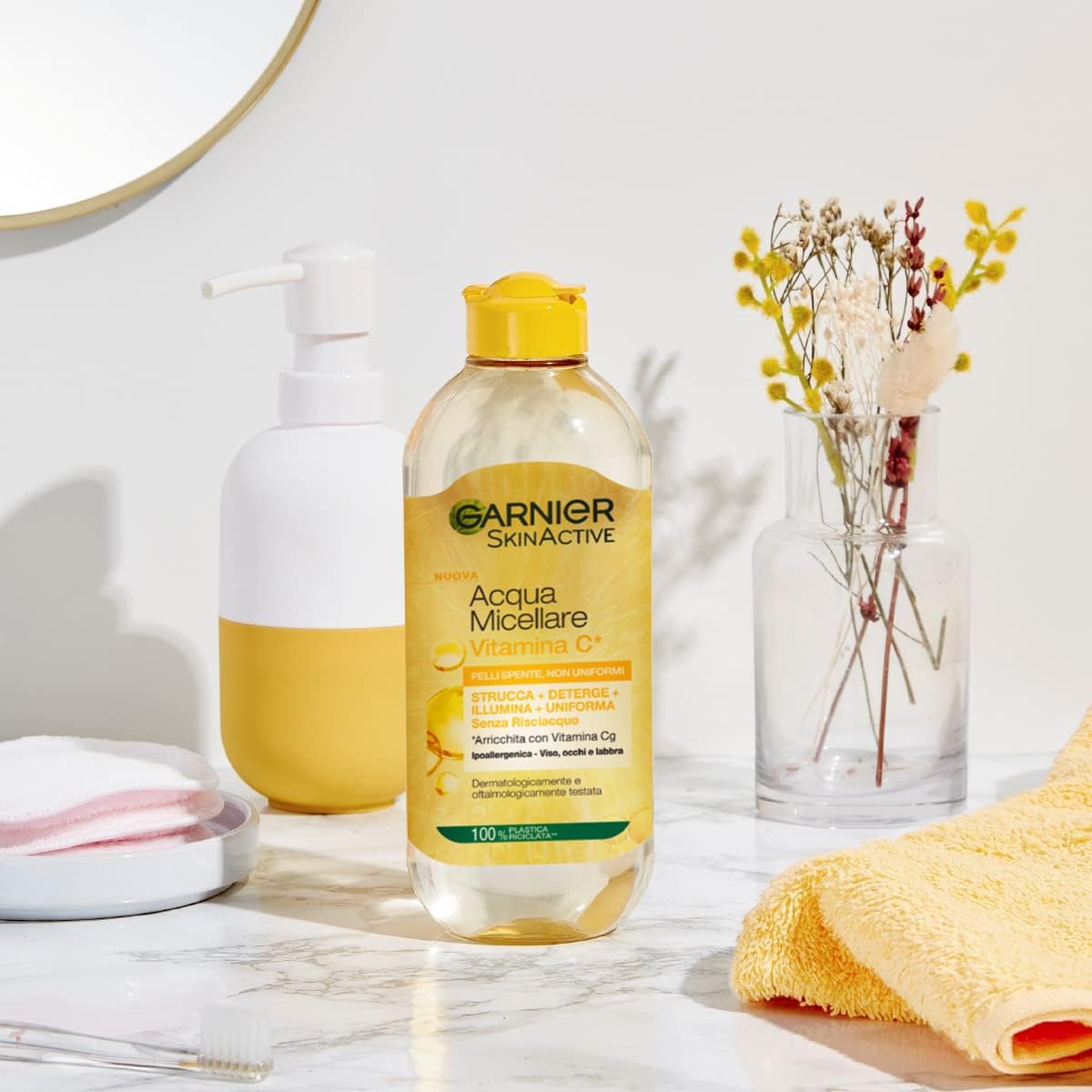 Detalle de Garnier Acqua Micellare Tutto in 1 SkinActive con Vitamina C – 3x400 ml per pelli spente e non uniformi