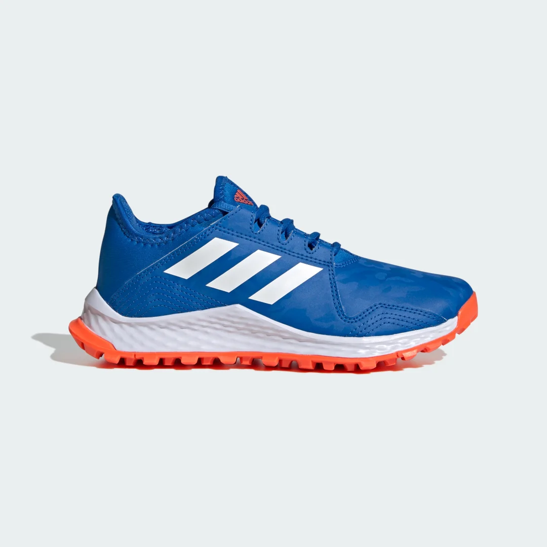 Detalle de Zapatilla Youngstar Hockey de Adidas: comodidad y estilo en azul para tus entrenamientos