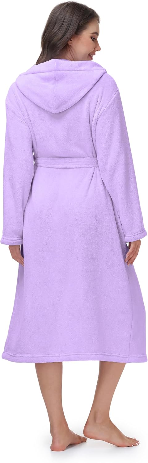Detalle de Eonkasp Hooded Fleece Bathrobe