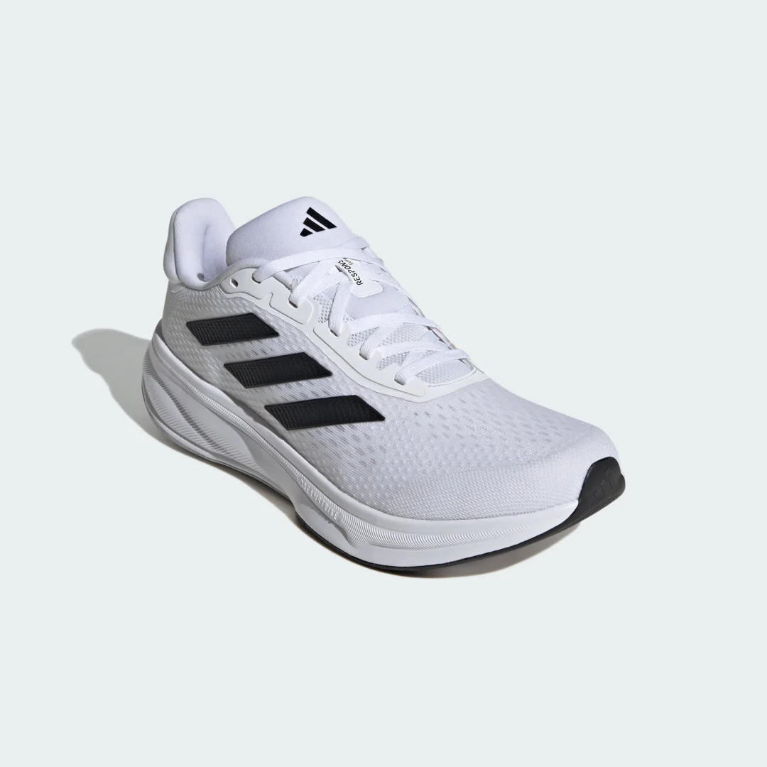 Detalle 2 de Adidas Zapatilla Response Super: comodidad y versatilidad para el día a día