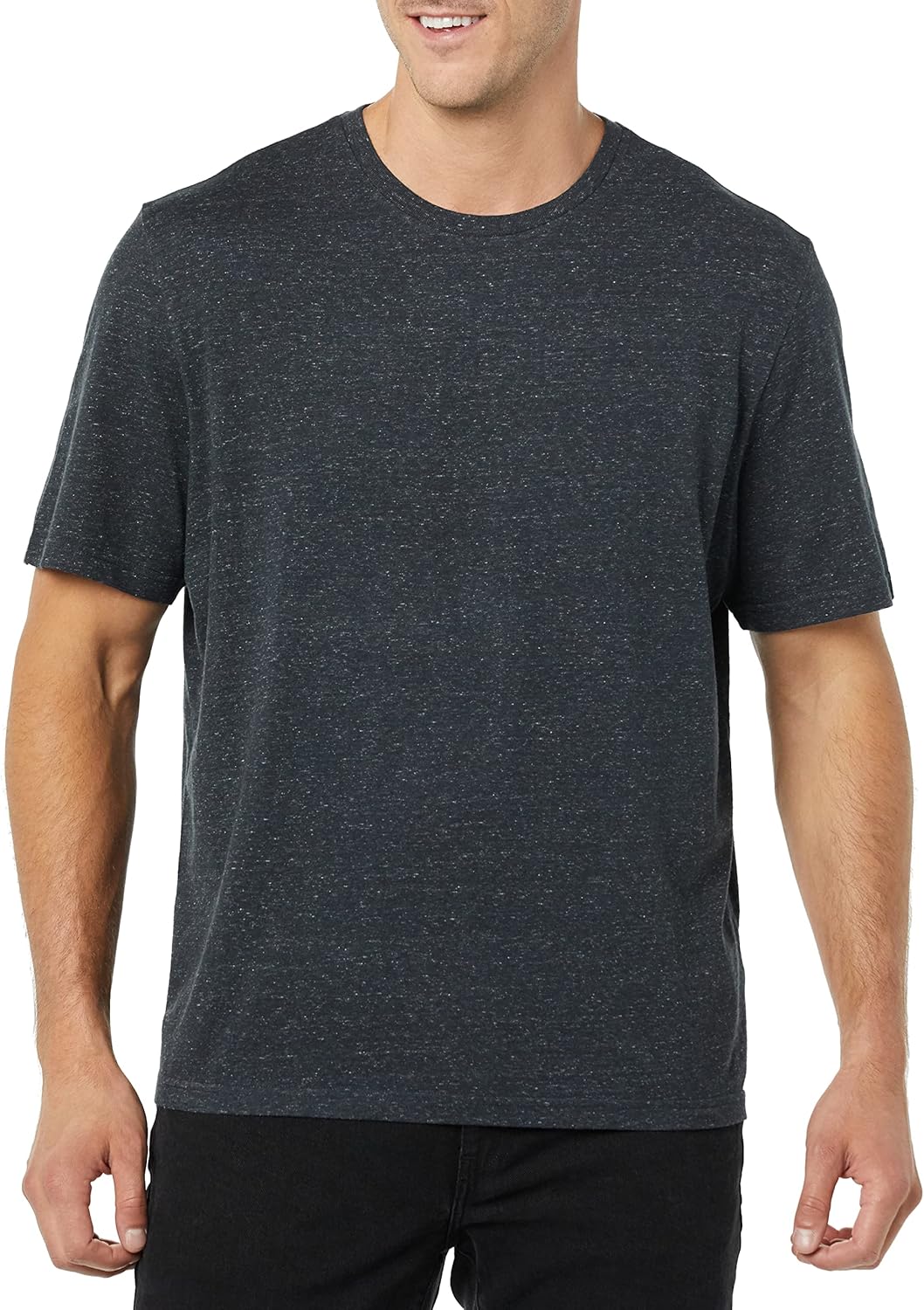 Thumbnail 4 de Amazon Essentials Herren T-Shirt mit Rundhalsausschnitt (Regular Fit) aus Baumwolle – Kurzarm