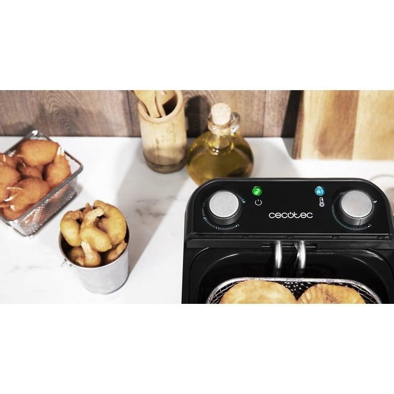 Detalle de Cecotec CleanFry Infinity 3000: Freidora 3L 2400W Negra, análisis práctico y criterios de compra