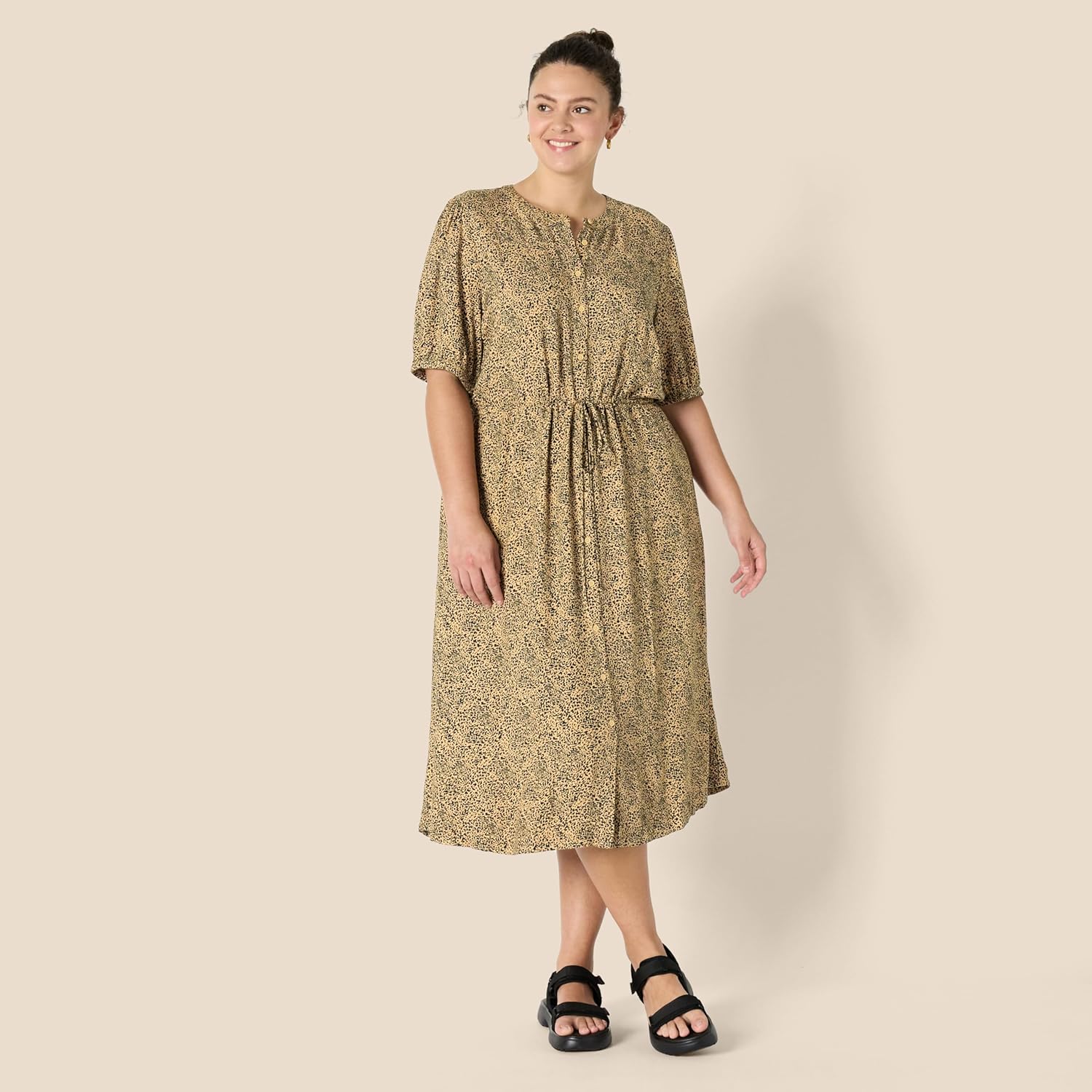 Thumbnail 5 de Amazon Essentials tailliertes Midikleid in A-Linie mit Halbärmeln, Taschen und Viskose