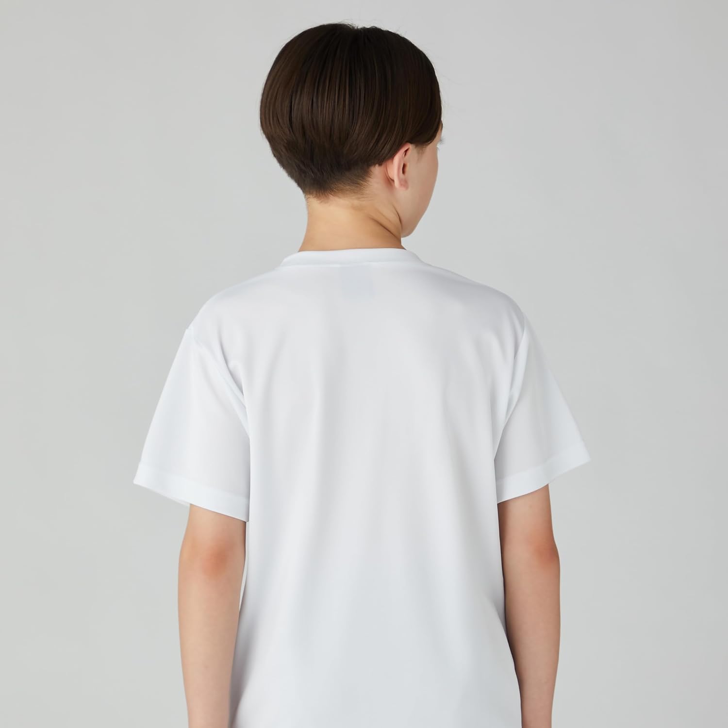 Detalle de チャンピオン CKSYS301Z キッズ半袖Tシャツ 吸水速乾・丸首・刺繍ワンポイントロゴ