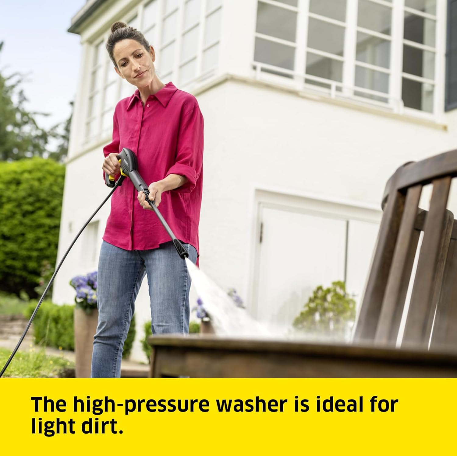 Thumbnail 1 de Kärcher K 2 Horizontal Pressure Washer: A practical choice for light cleaning tasks