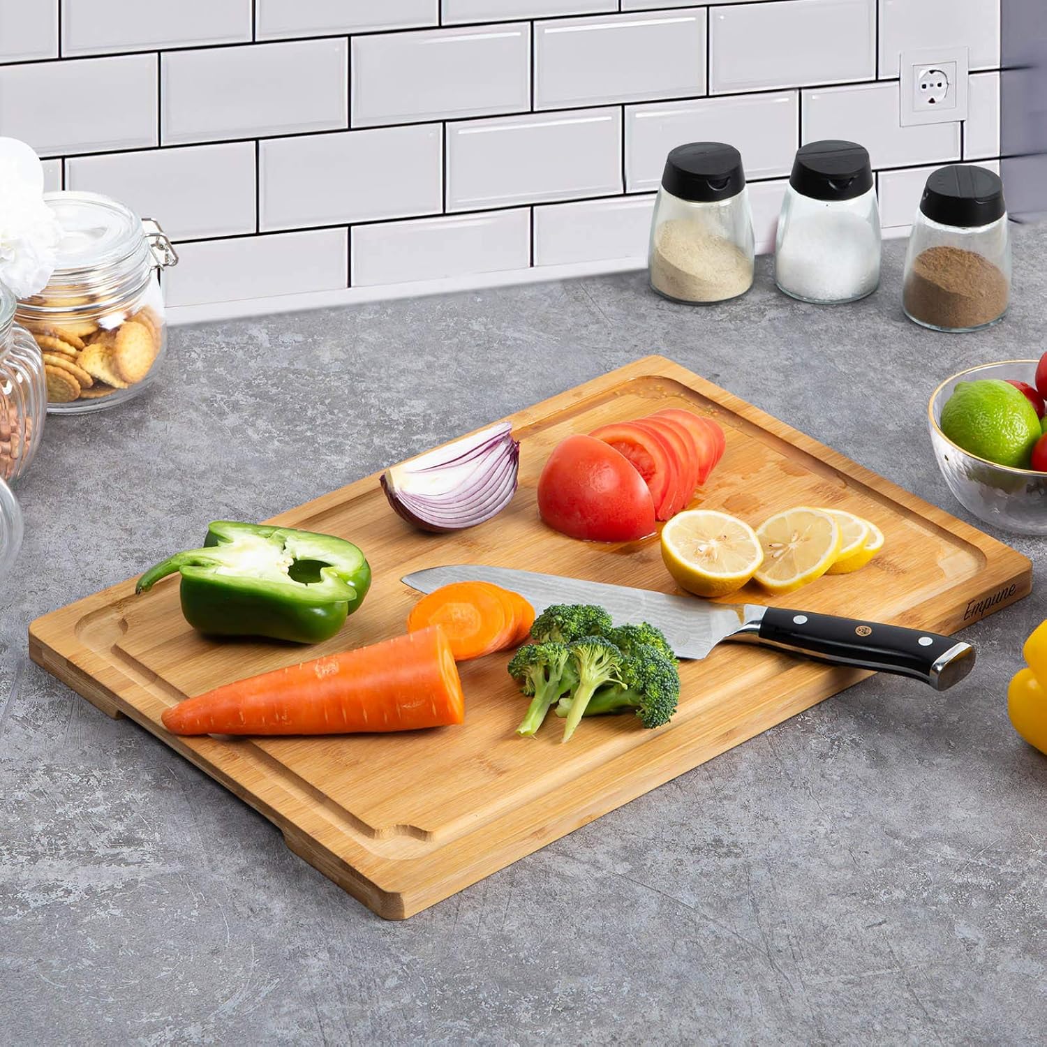 Detalle 2 de Extra Large Bamboo Cutting Board, 17.6" ⚙