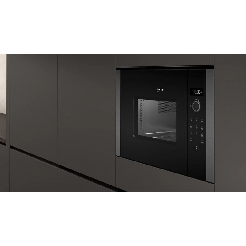 Detalle de NEFF HLAGD53G0 microondas con grill 25 litros