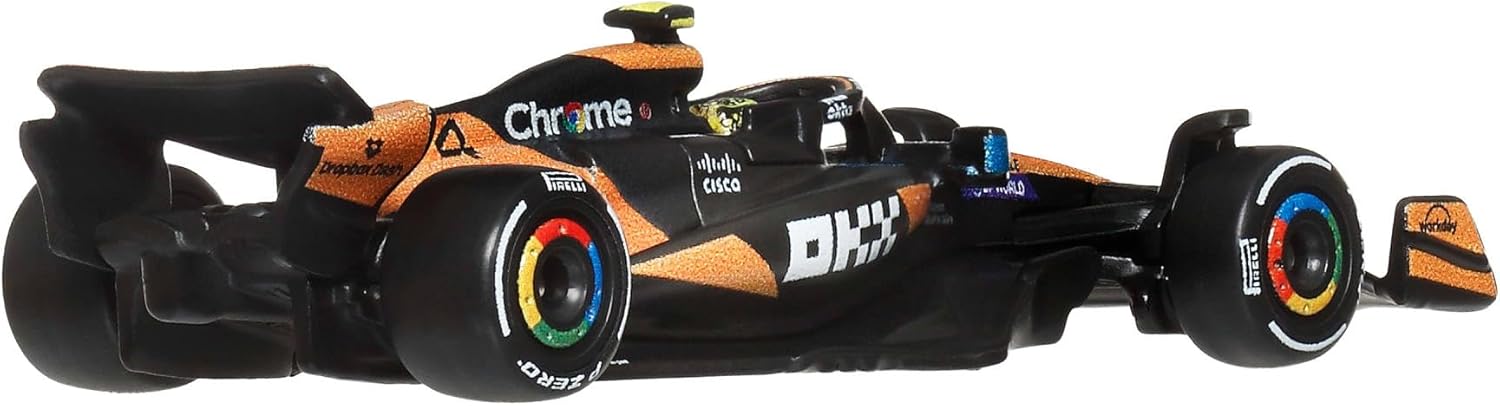 Thumbnail 2 de Hot Wheels Premium Formula 1 - McLaren Race Team Driver 2: auto da corsa 1:64 in metallo con Real Riders
