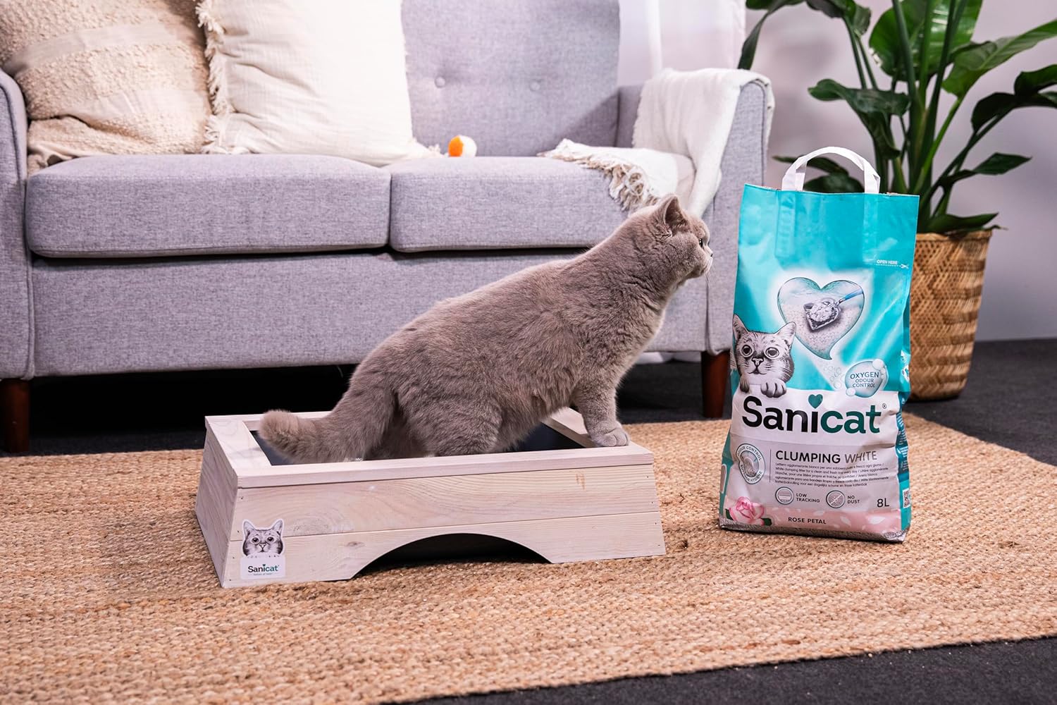 Detalle de Sanicat Lettiera per gatti agglomerante bianca all’aroma di petali di rosa – 8 L
