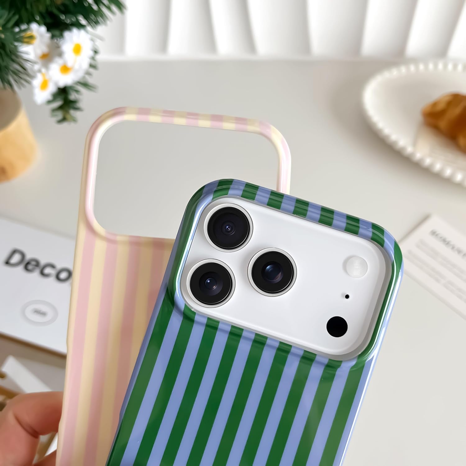 Thumbnail 2 de Yeddabox iPhone 17 Pro Case — Cute Striped TPU Slim Case in Green and Blue