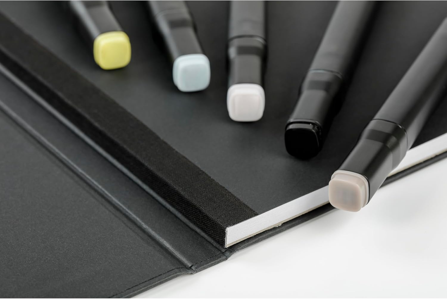 Detalle de Clairefontaine 975343C Carnet Layout Double-Face Ouverture à Plat - A4 21x29,7 cm, 25 Feuilles 220 g, Papier Dessin Extra-Lisse